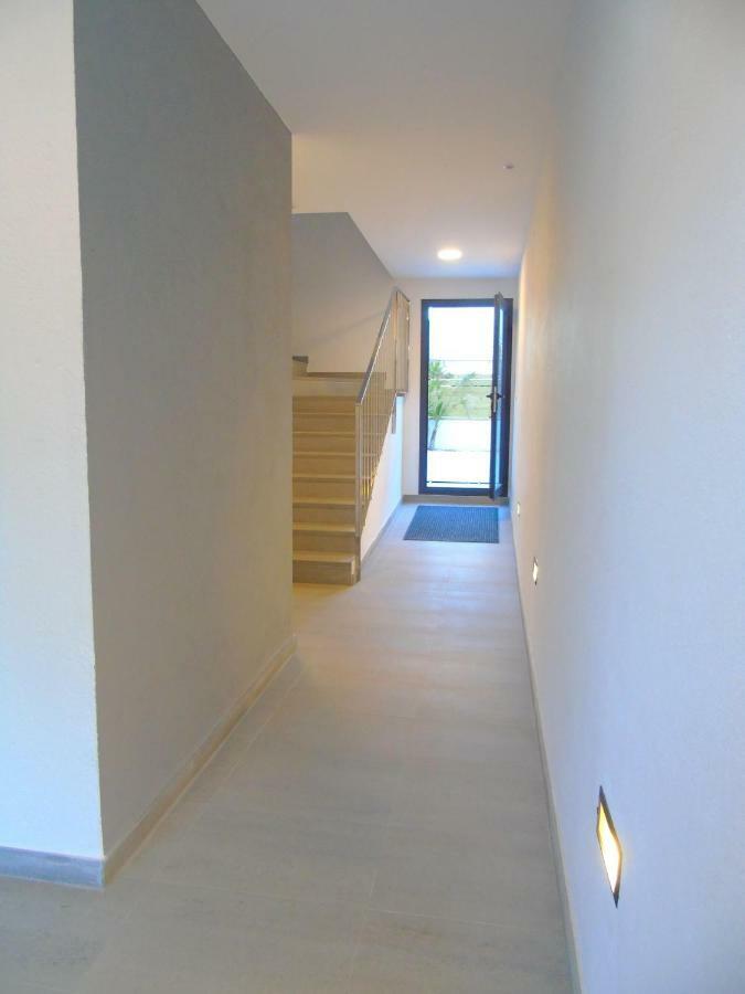 Appartement proche mer avec piscine Rosas Extérieur photo